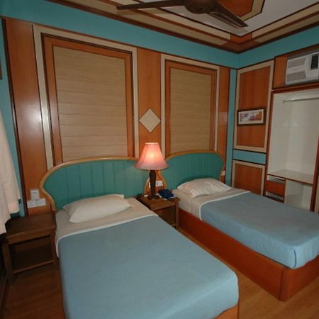 Shari La Island Resort Kampong Pasir Hantu エクステリア 写真