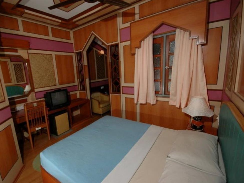 Shari La Island Resort Kampong Pasir Hantu エクステリア 写真