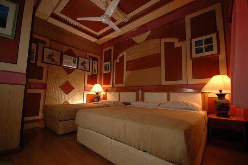 Shari La Island Resort Kampong Pasir Hantu エクステリア 写真